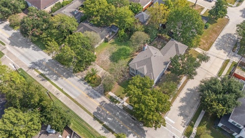 Photo of 5517 Newcastle Street, Bellaire, TX 77401 (MLS # 74857533)