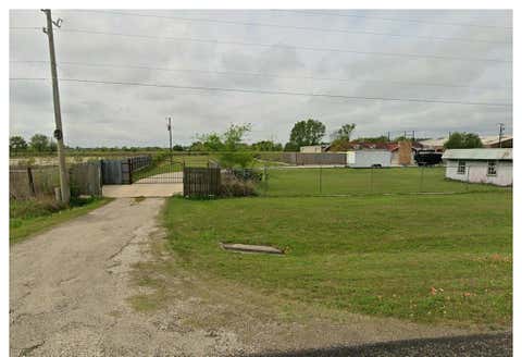 Photo of 25934 State Highway 6 S, Navasota, TX 77868 (MLS # 74618266)