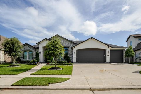 Photo of 2516 Scenic Hills Drive, Friendswood, TX 77546 (MLS # 7145038)