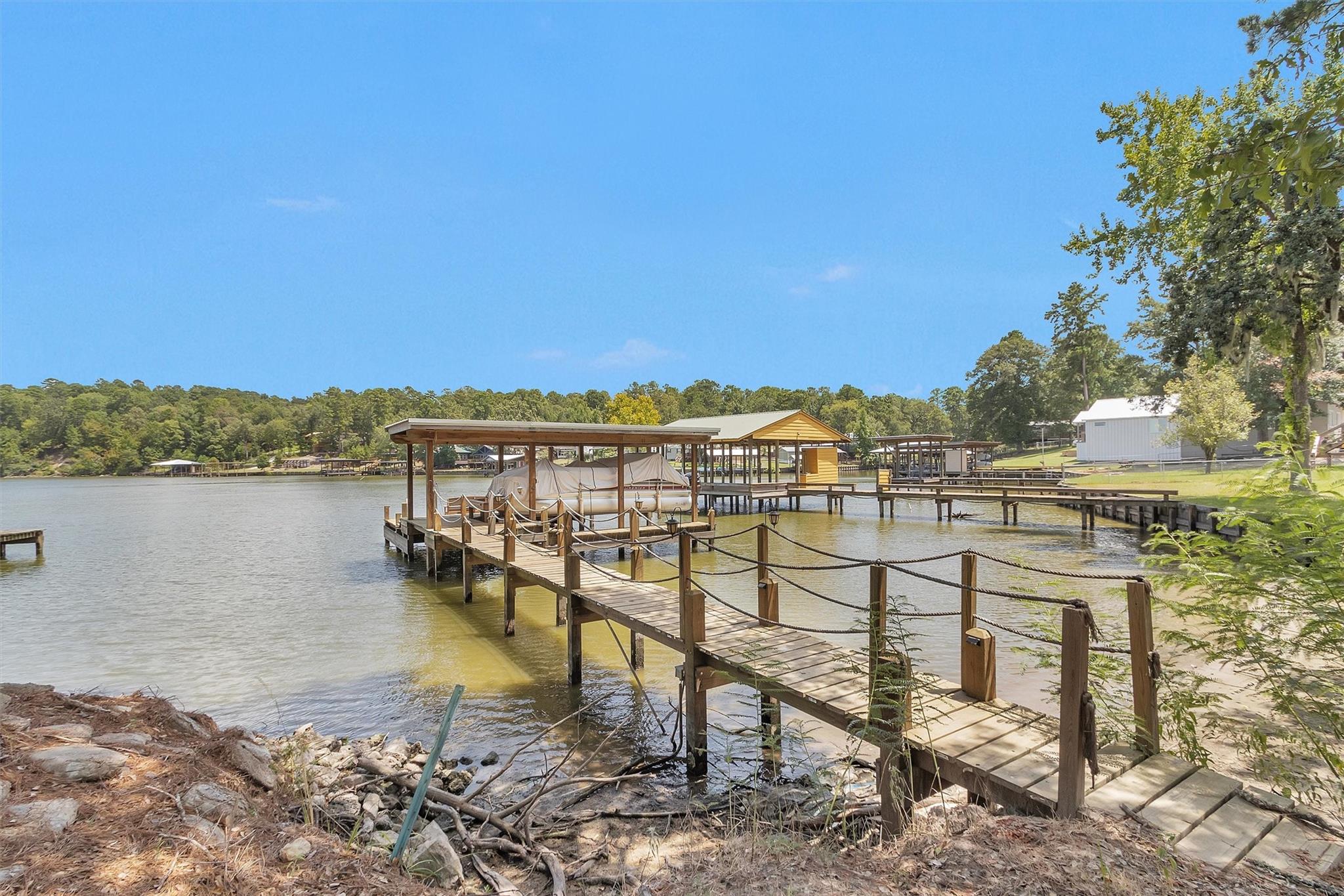 308 N Point Drive