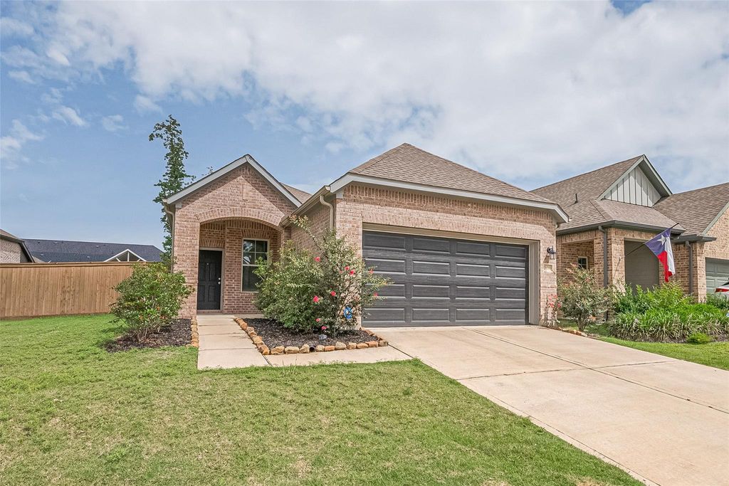Photo of 21590 Jordan Pond Ridge, Porter, TX 77365 (MLS # 85414011)