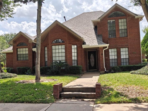 Photo of 3446 Mimosa Way, Sugar Land, TX 77479 (MLS # 33828114)