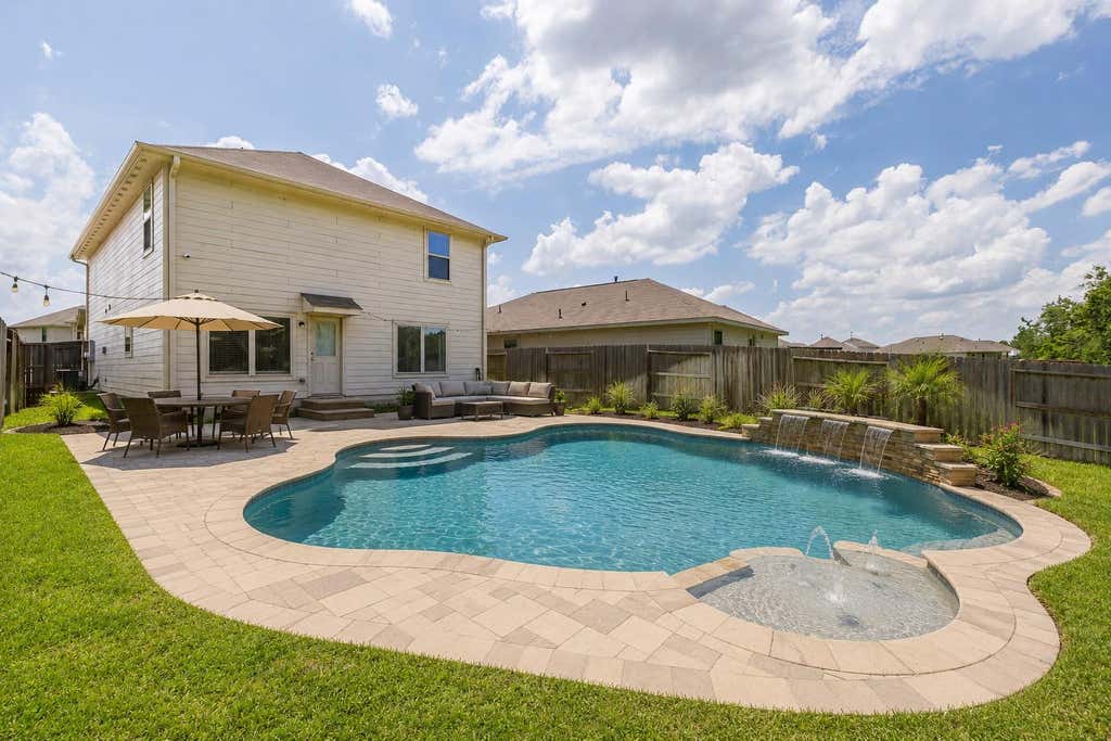 Photo of 19539 Manduca Drive, New Caney, TX 77357 (MLS # 22009399)