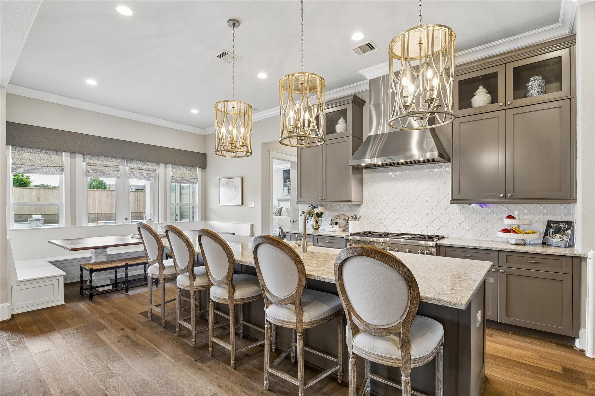 2327 Bottlebrush Lane