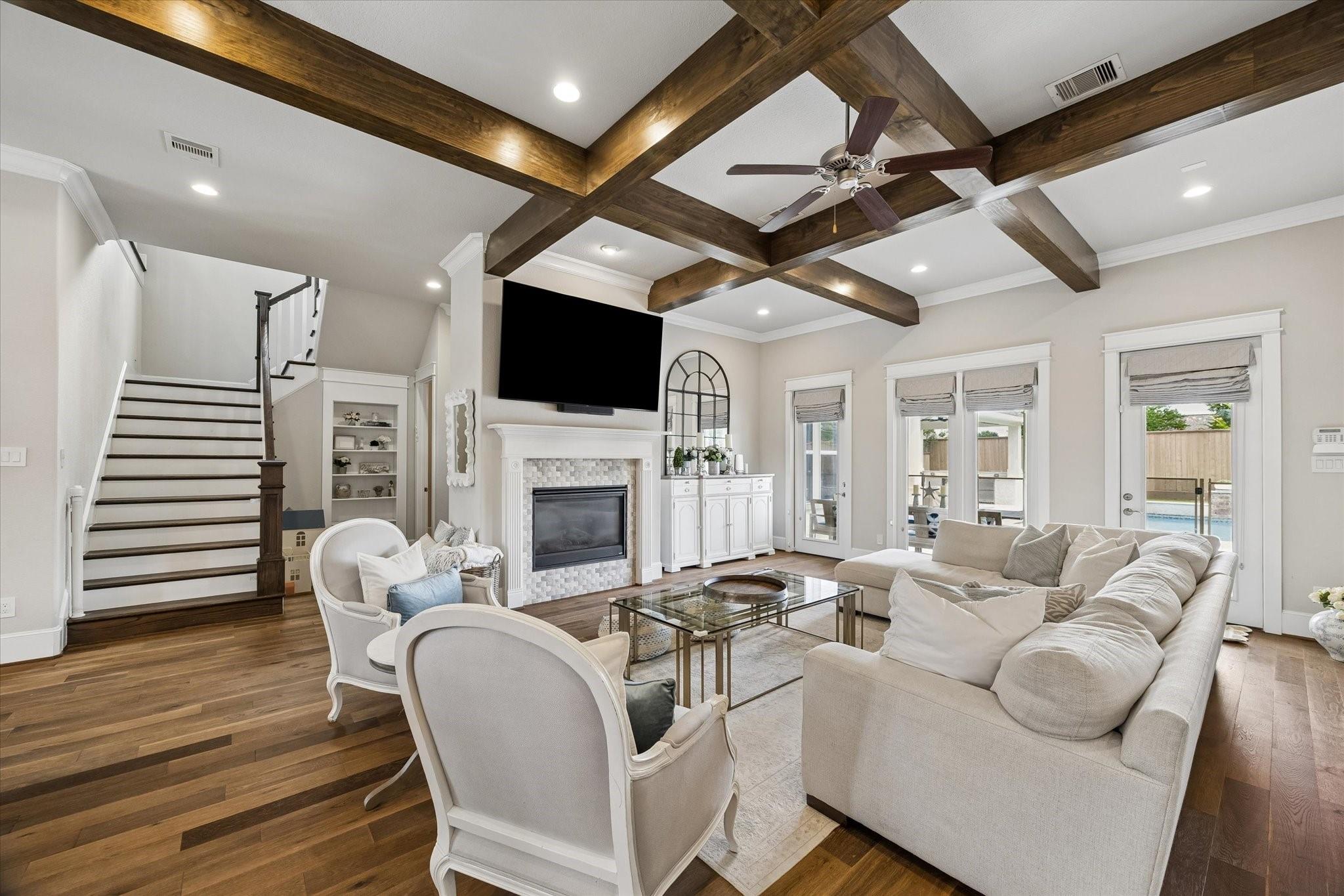 2327 Bottlebrush Lane