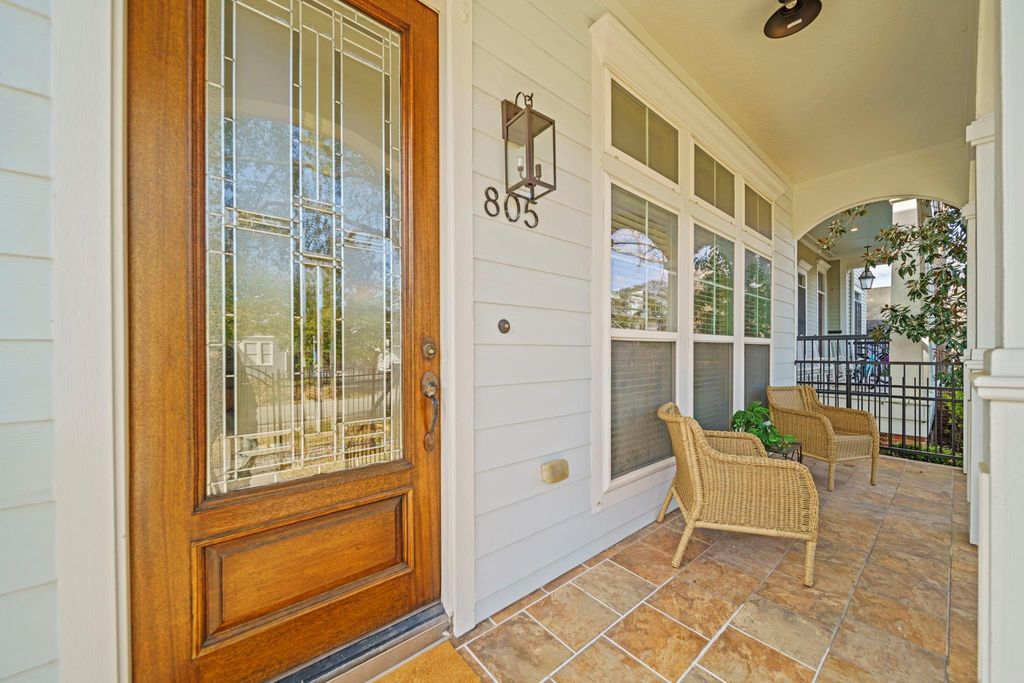 Photo of 805 Columbia Street, Houston, TX 77007 (MLS # 23986451)