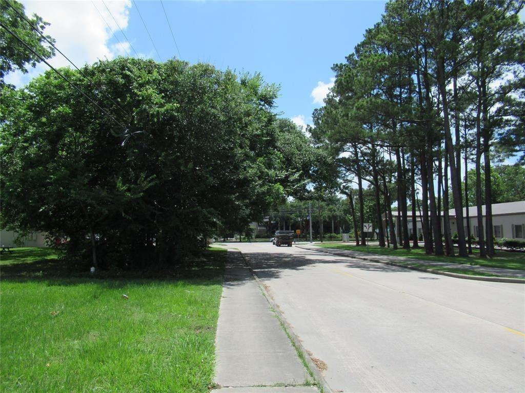 101 East Walker St