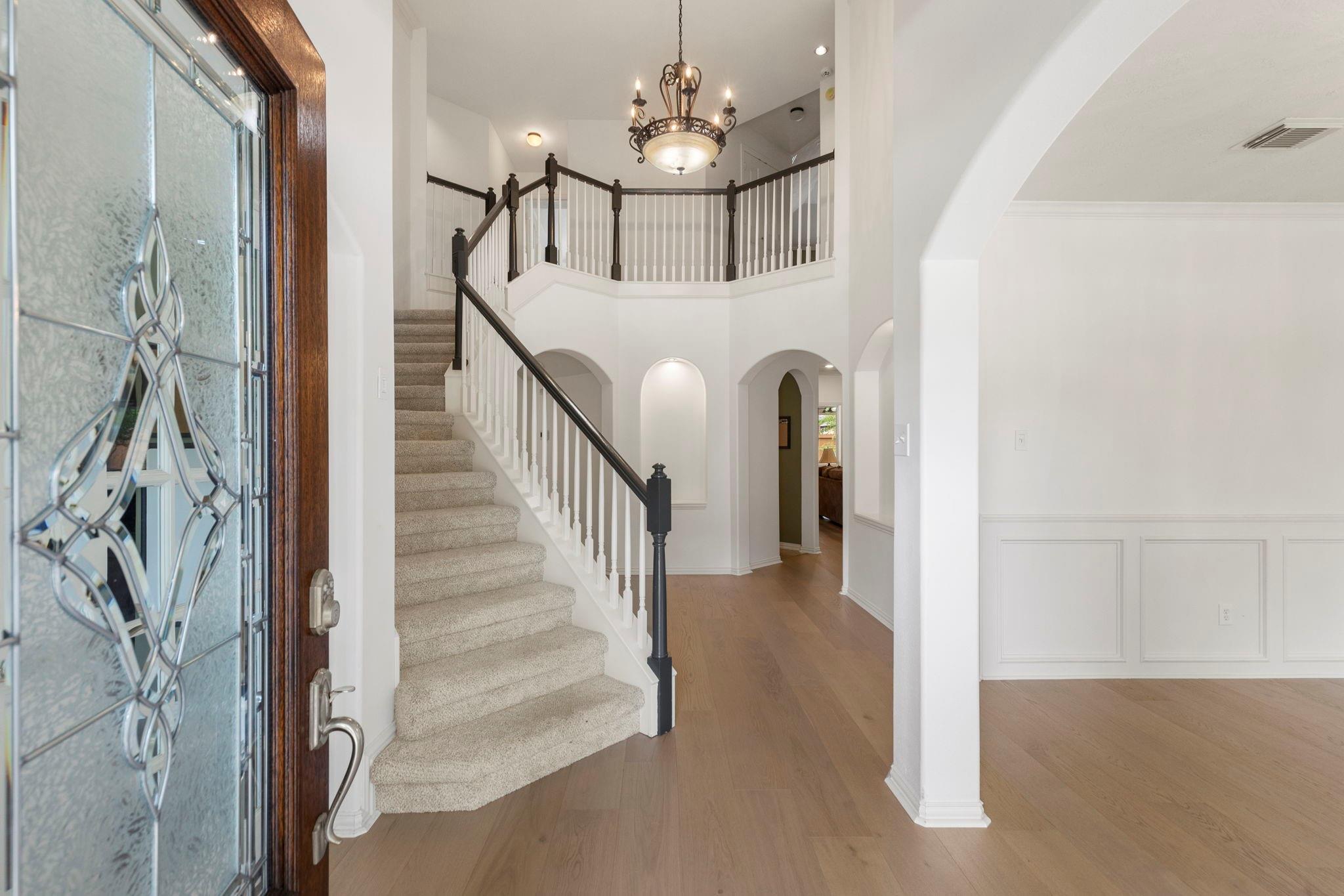 7 Renoir Trail Place