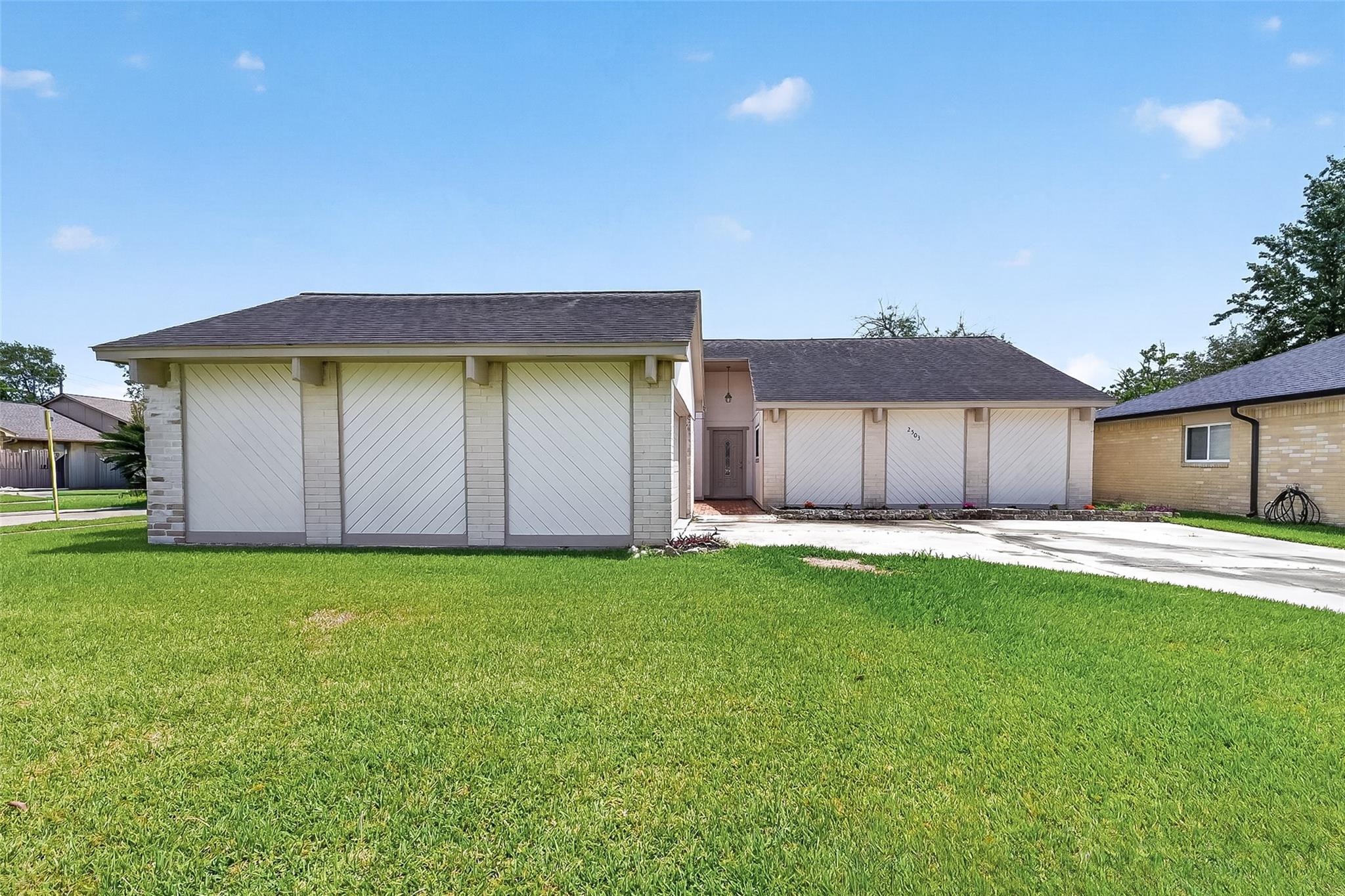 2503 Corral Trail