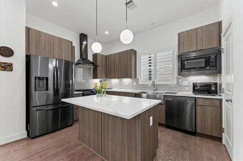 Photo of 5827 Dolores Street, Houston, TX 77057 (MLS # 88120441)