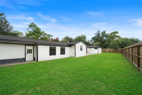 Tiny photo for 701 W 39th Street, Houston, TX 77018 (MLS # 29809700)