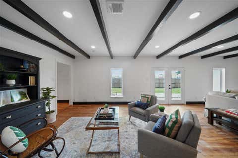 Tiny photo for 701 W 39th Street, Houston, TX 77018 (MLS # 29809700)