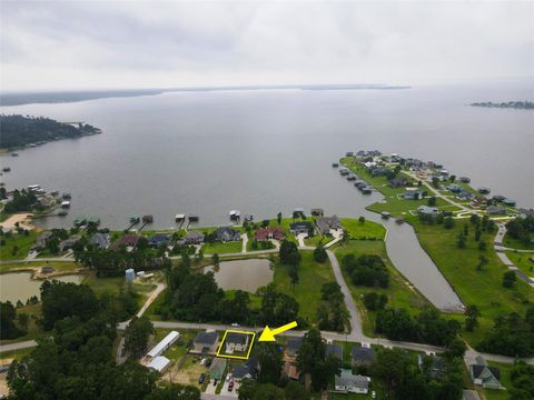 Photo of 940 Cedar Point Drive, Livingston, TX 77351 (MLS # 49573610)