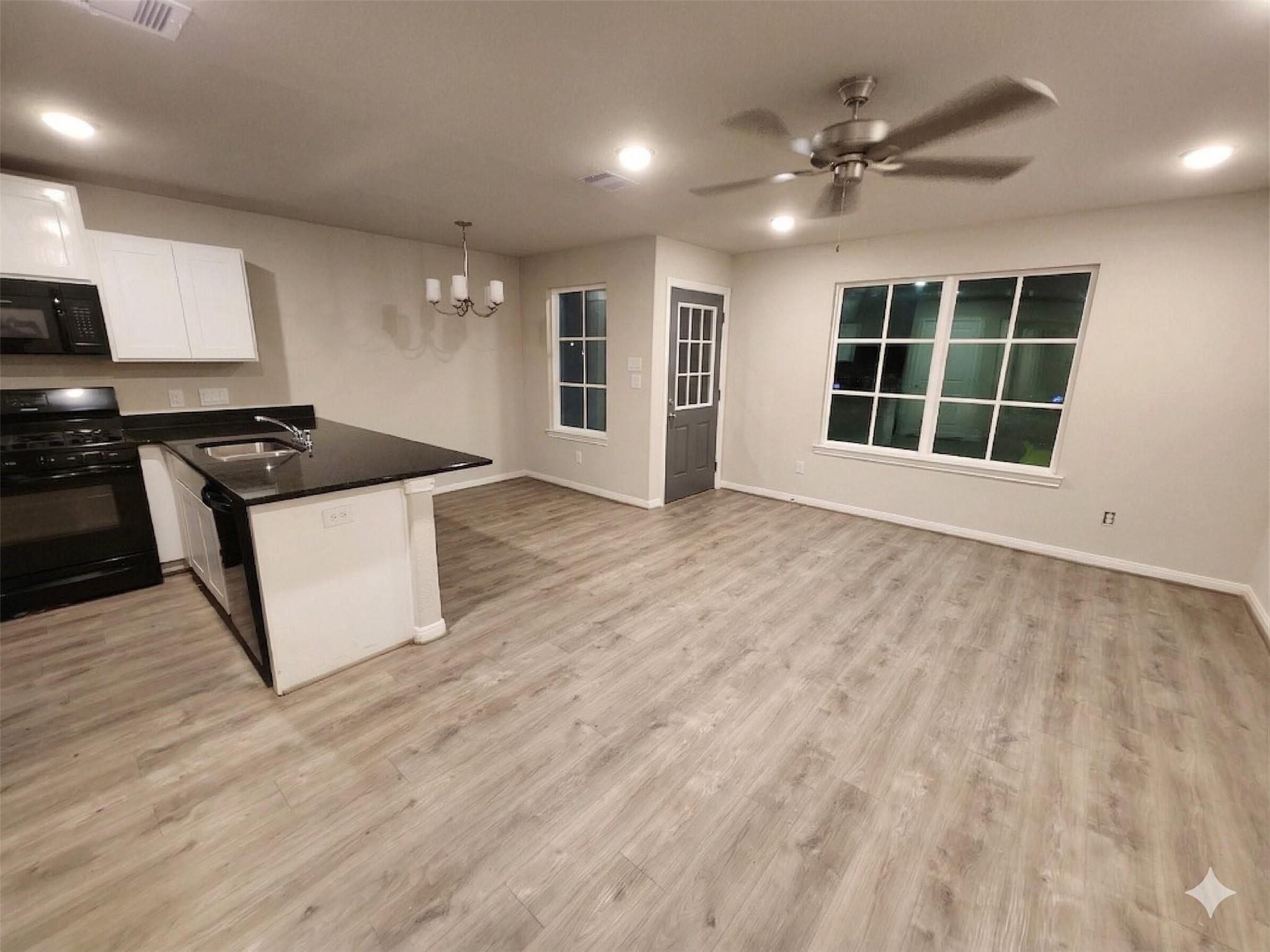422 3rd Street