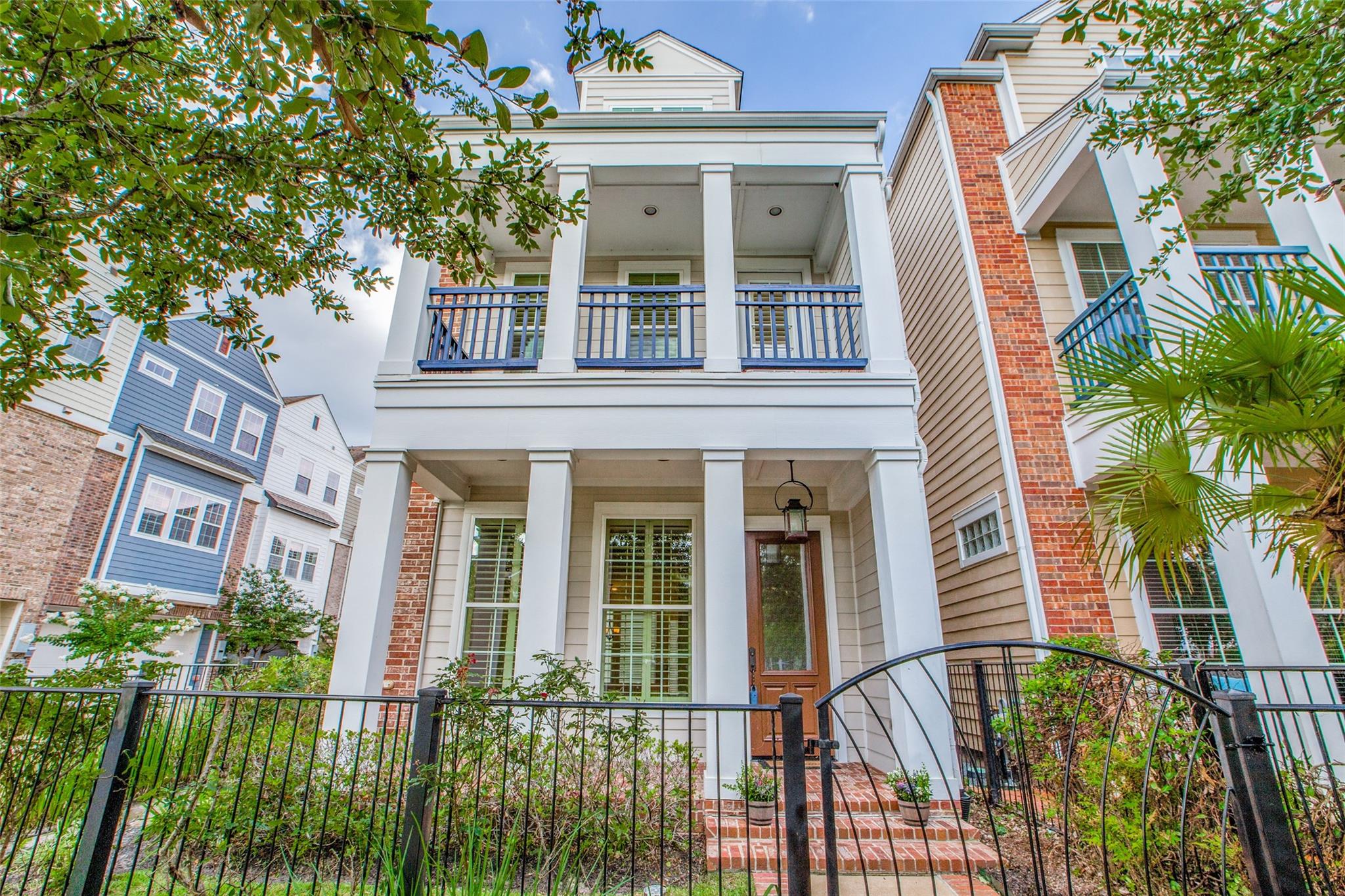 46 Rafters Row