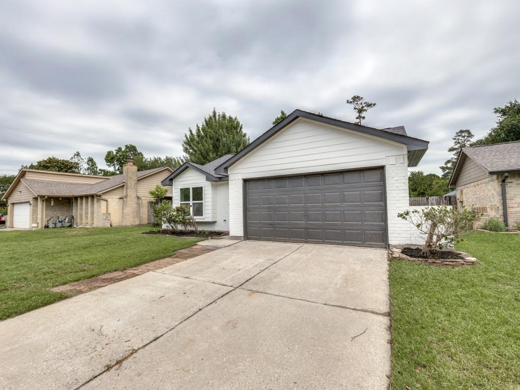 6915 Foxwaithe Lane