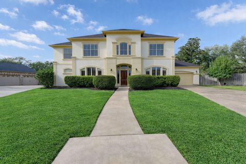 Photo of 1502 Ashbury Park Lane, Houston, TX 77077 (MLS # 89725011)