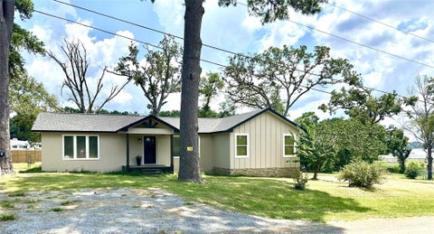 Photo of 8149 Highsaw Trl Trl, Frankston, TX 75763 (MLS # 88615880)