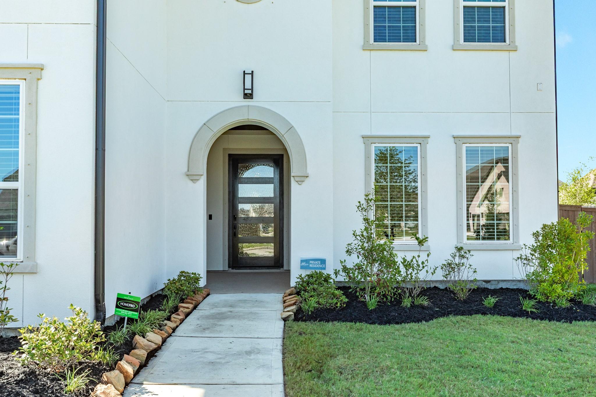 5202 Wolf Creek Court