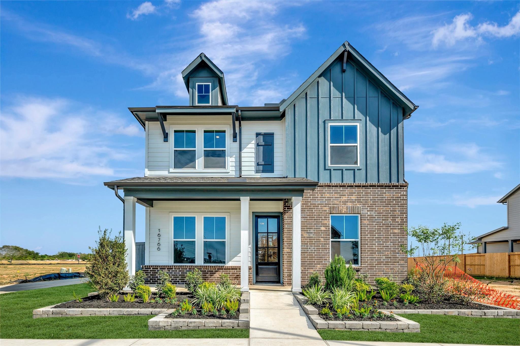 16766 Vibrant Avenue
