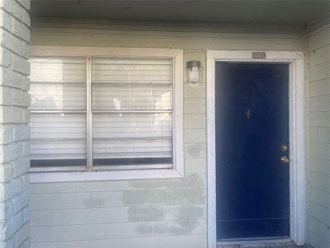 Condo For Sale - 6200 W Tidwell Road #1005<br/> Houston, TX 77092
