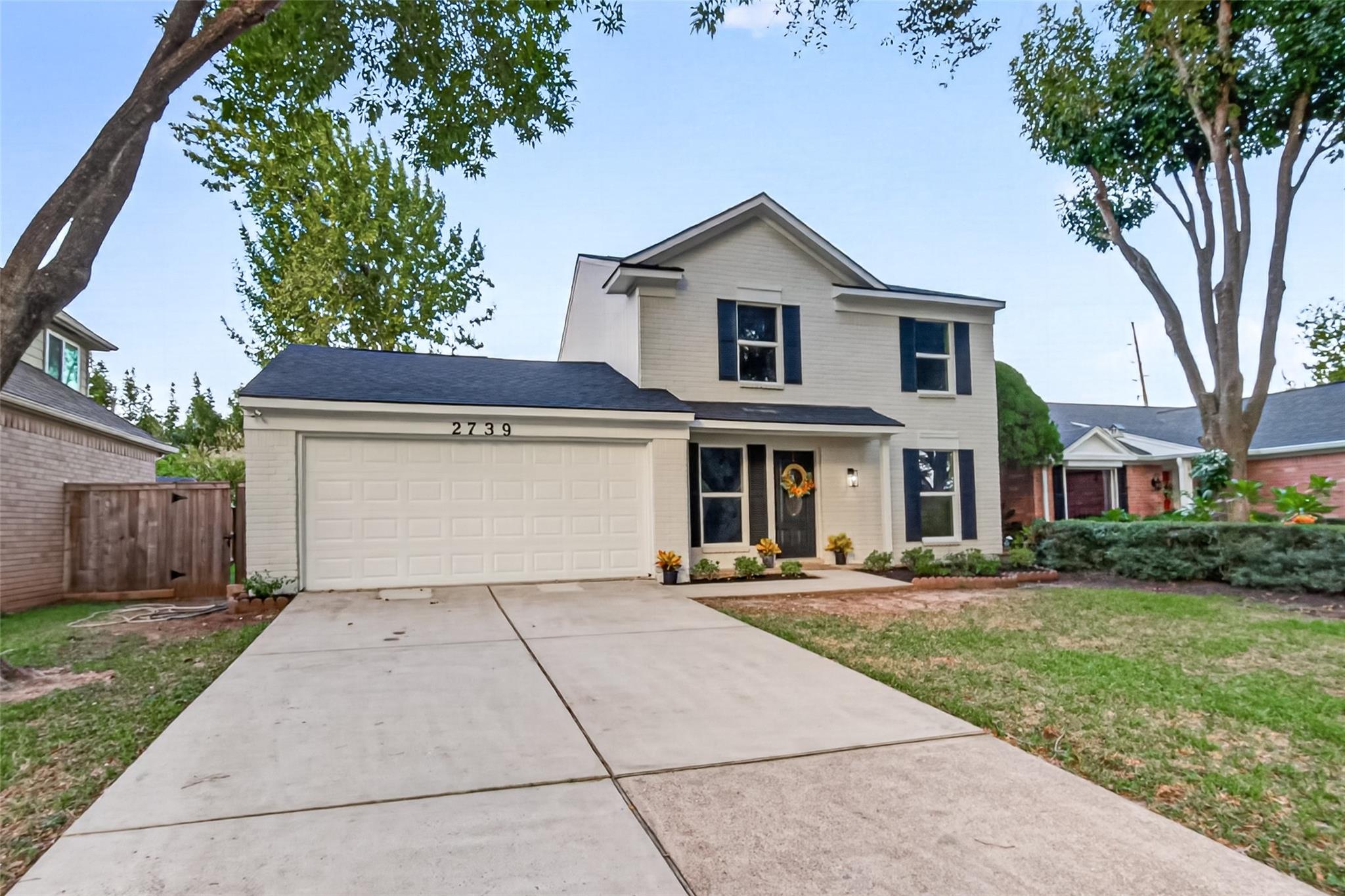 2739 Lakefield Way