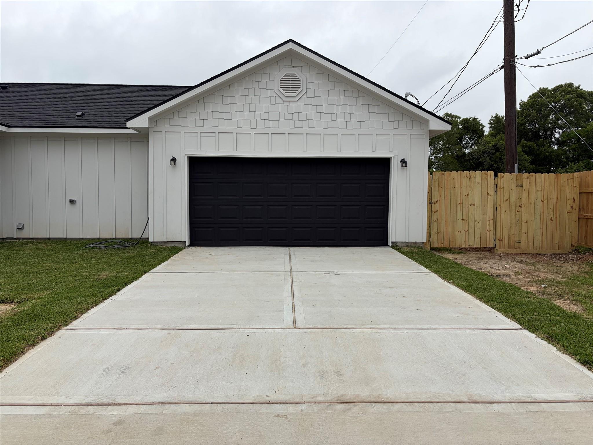 1300 Edison Avenue