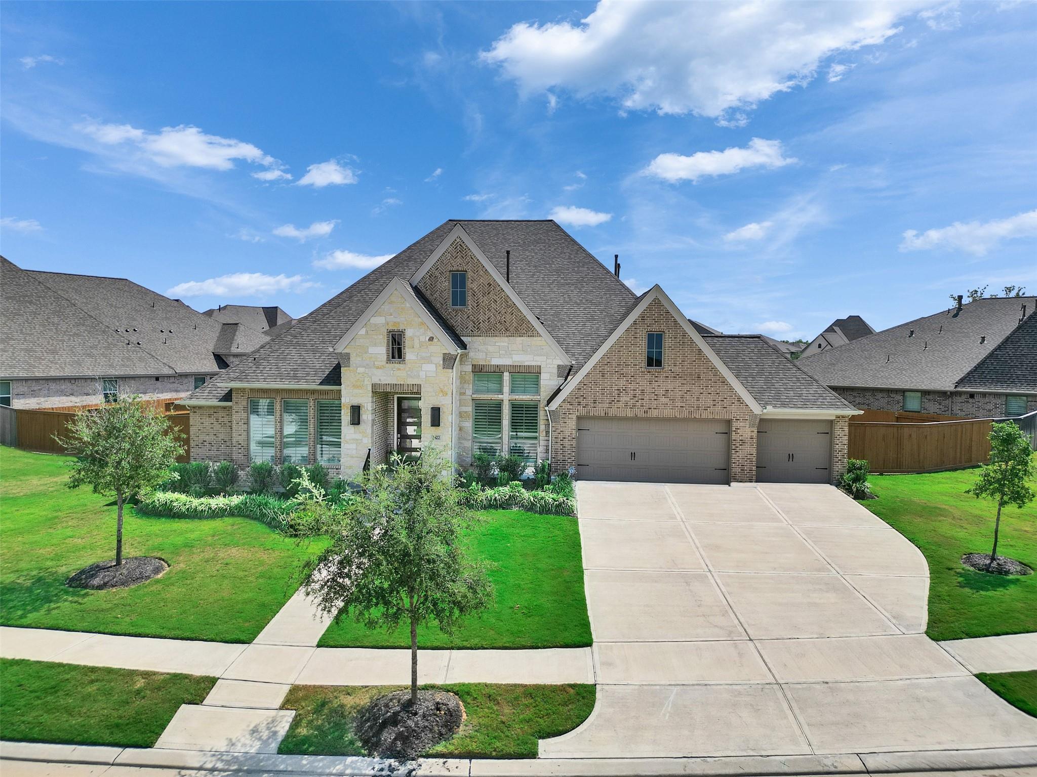 5422 Farm Hill Way