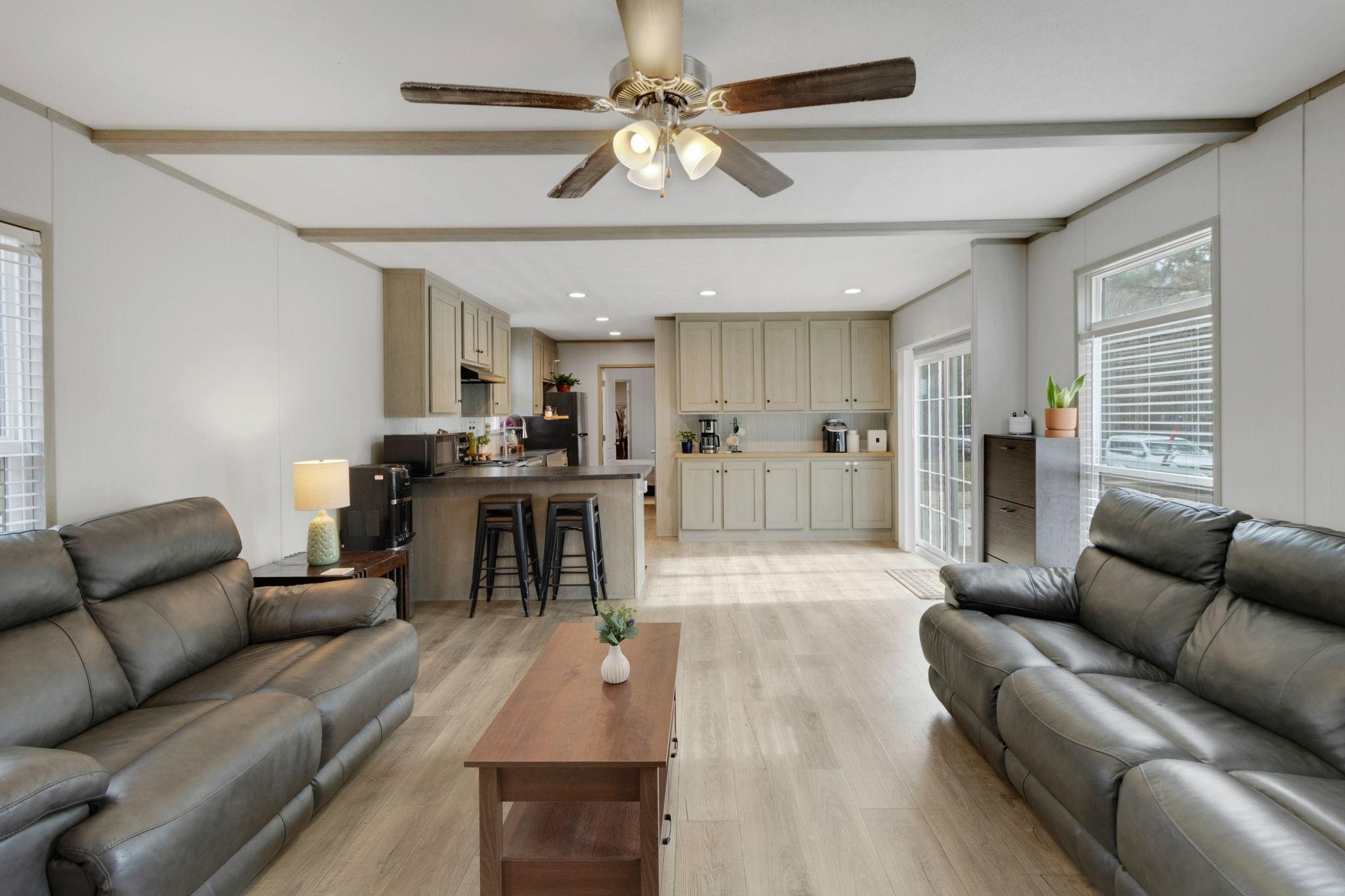 480 Private Road 1330