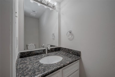 Tiny photo for 919 Mockingbird Way, Sugar Land, TX 77478 (MLS # 35001373)