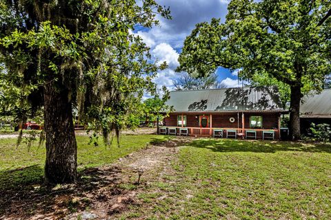 23 Hunters Creek Drive Huntsville TX 77340