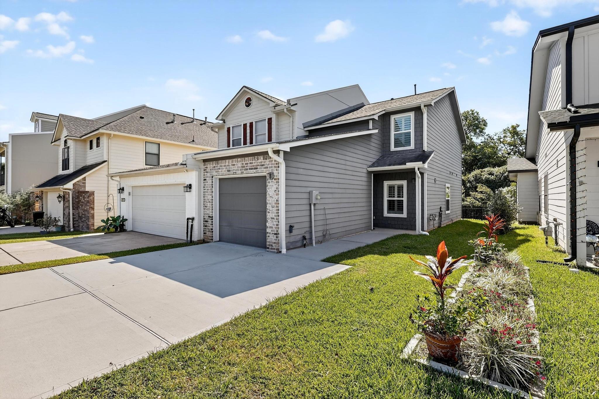 279 Capetown Way
