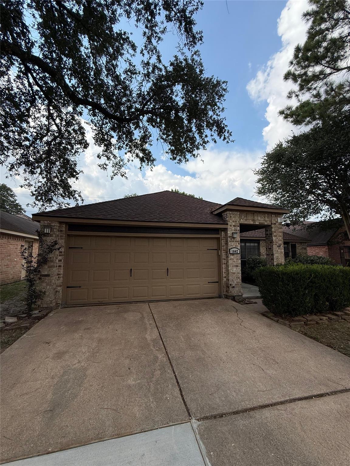 1042 Cascade Creek Drive