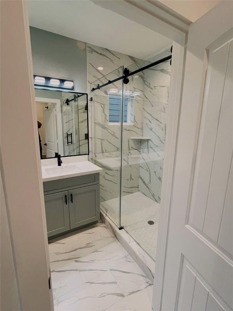 Tiny photo for 3802 Yale Street, Houston, TX 77018 (MLS # 22719079)