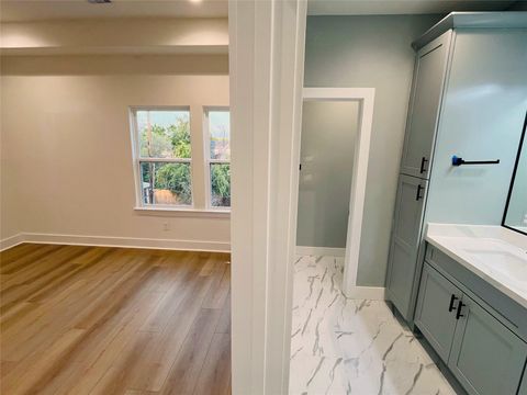 Tiny photo for 3802 Yale Street, Houston, TX 77018 (MLS # 22719079)