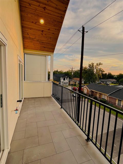 Tiny photo for 3802 Yale Street, Houston, TX 77018 (MLS # 22719079)