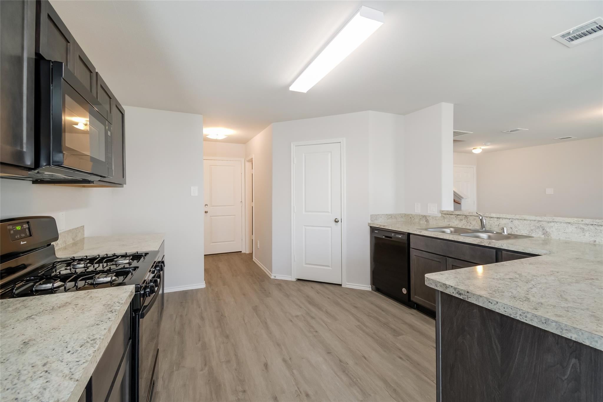 4939 Banyan Tree Trail