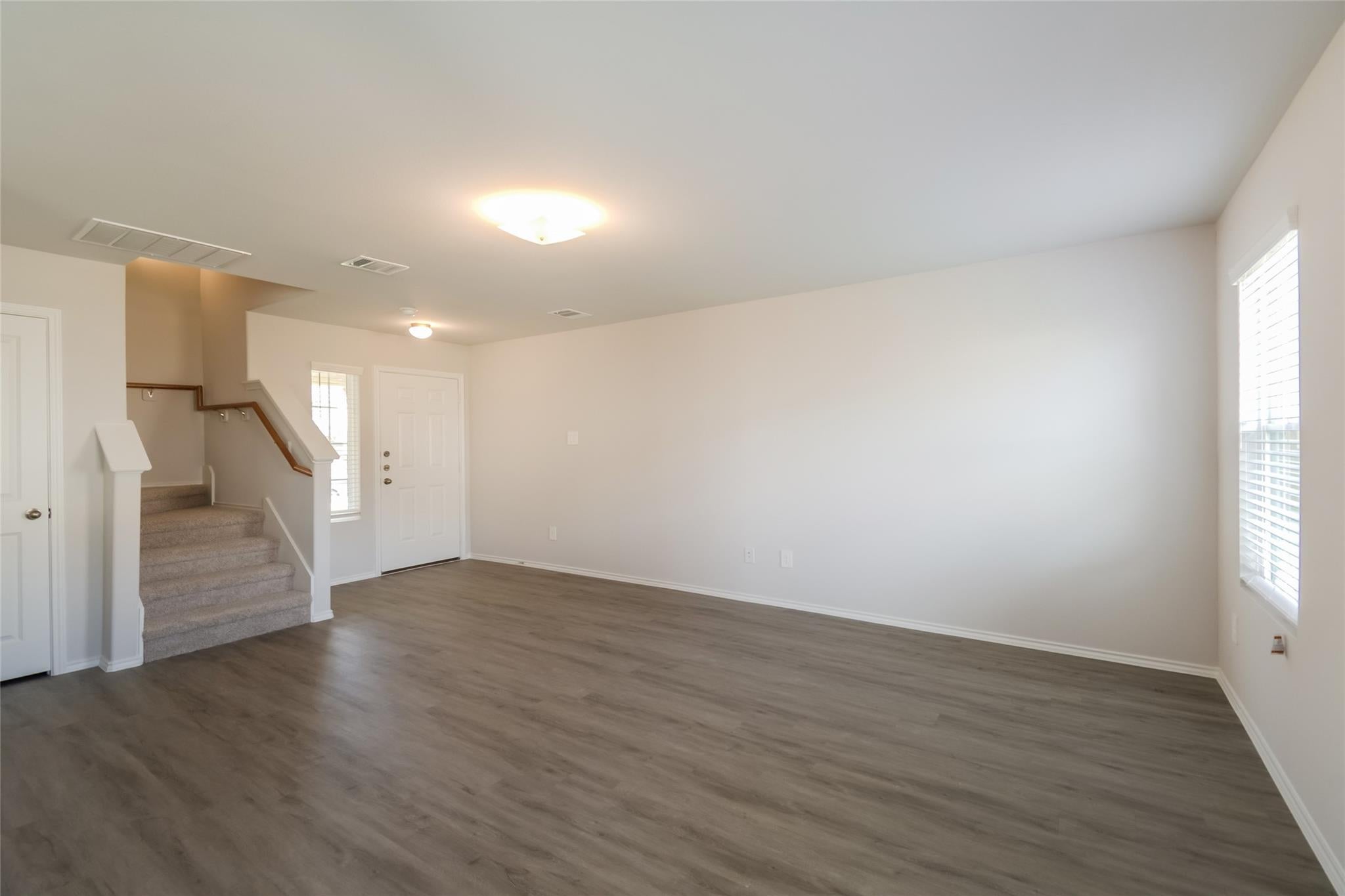 4939 Banyan Tree Trail
