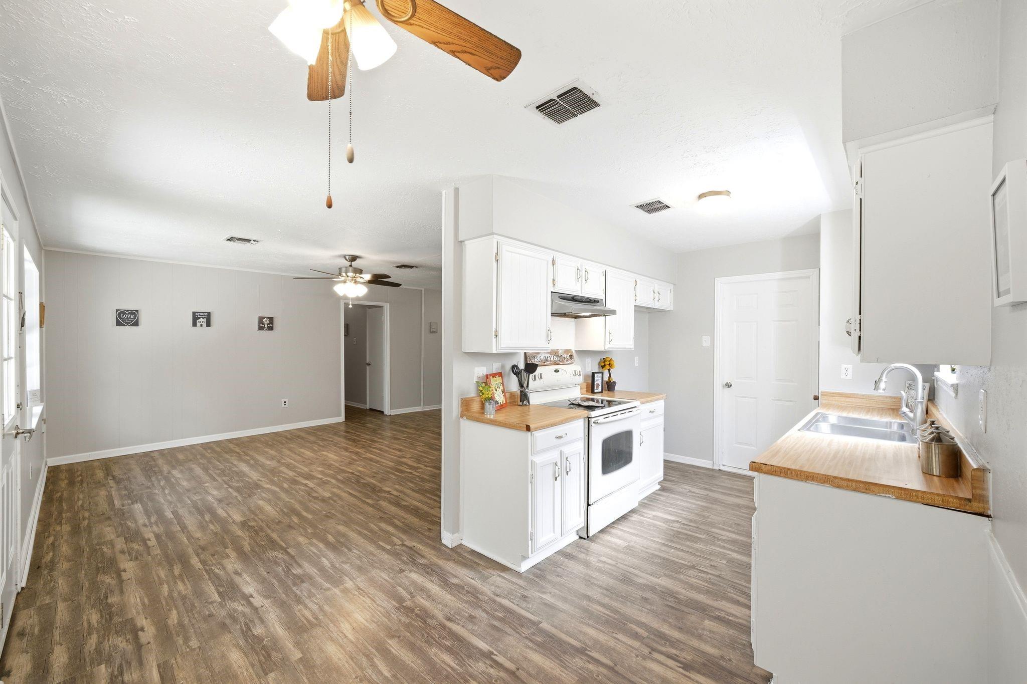 23303 Berry Pine Drive