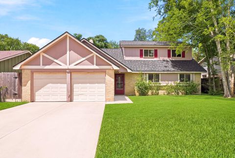 Photo of 23303 Berry Pine Drive, Spring, TX 77373 (MLS # 97775158)
