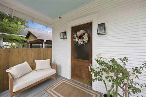 Photo of 208 Archer Street, Houston, TX 77009 (MLS # 21449062)