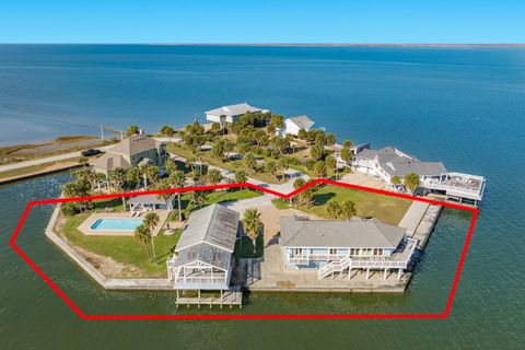 Photo of 3910 Bob Smith Road, Jamaica Beach, TX 77554 (MLS # 81758091)