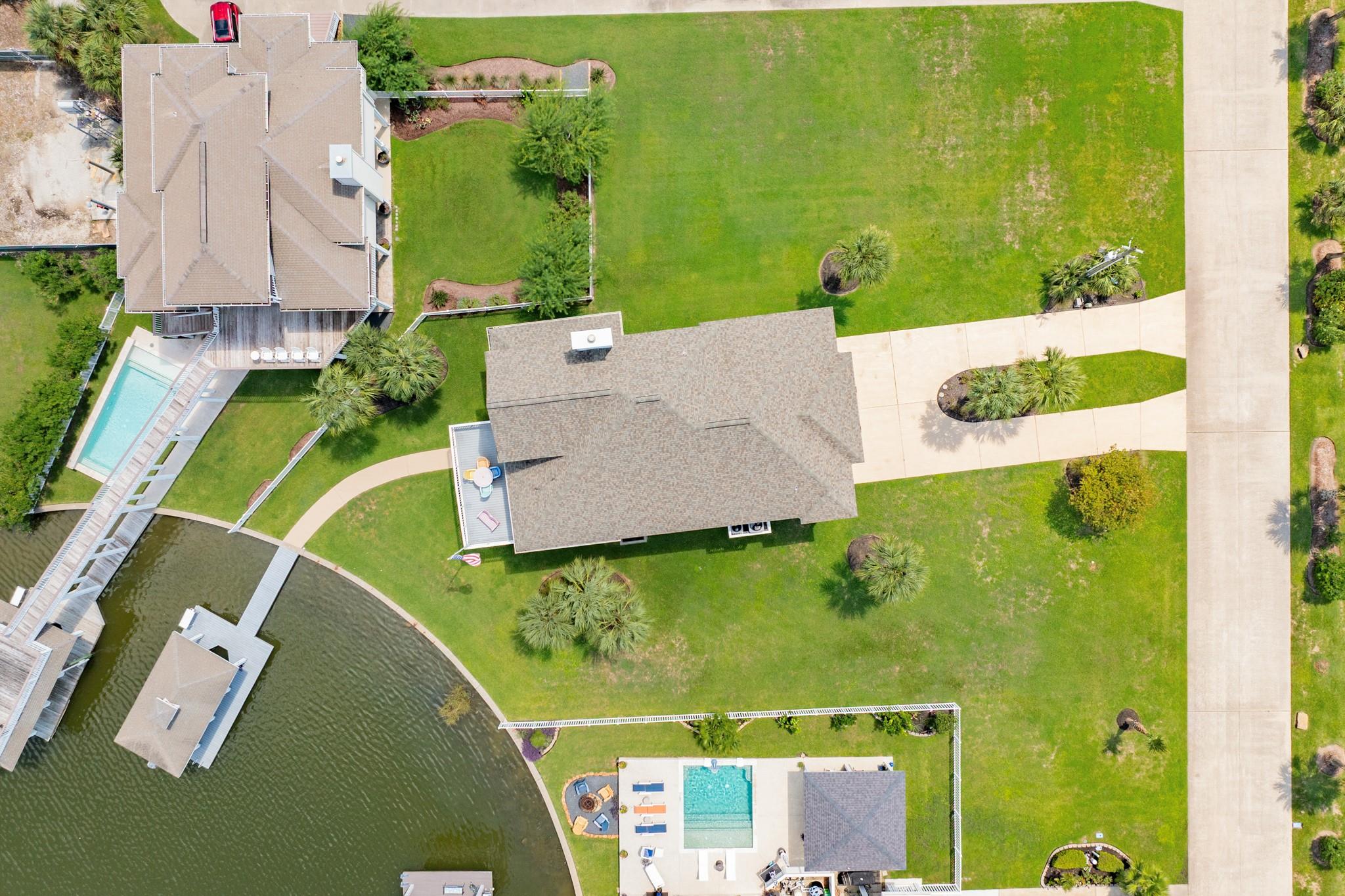 3635 Cove Lane
