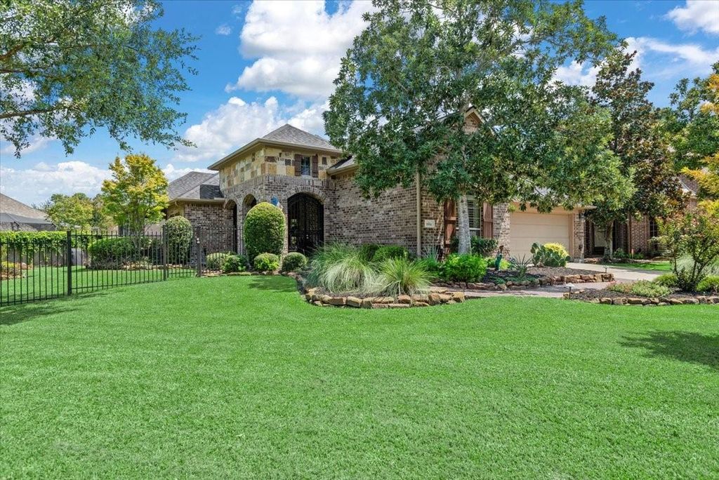 Photo of 1814 Arbor Forest Trail, Kingwood, TX 77345 (MLS # 53998164)