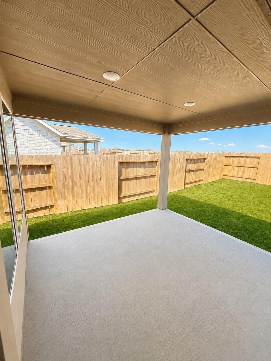 8210 Blackwell Cove