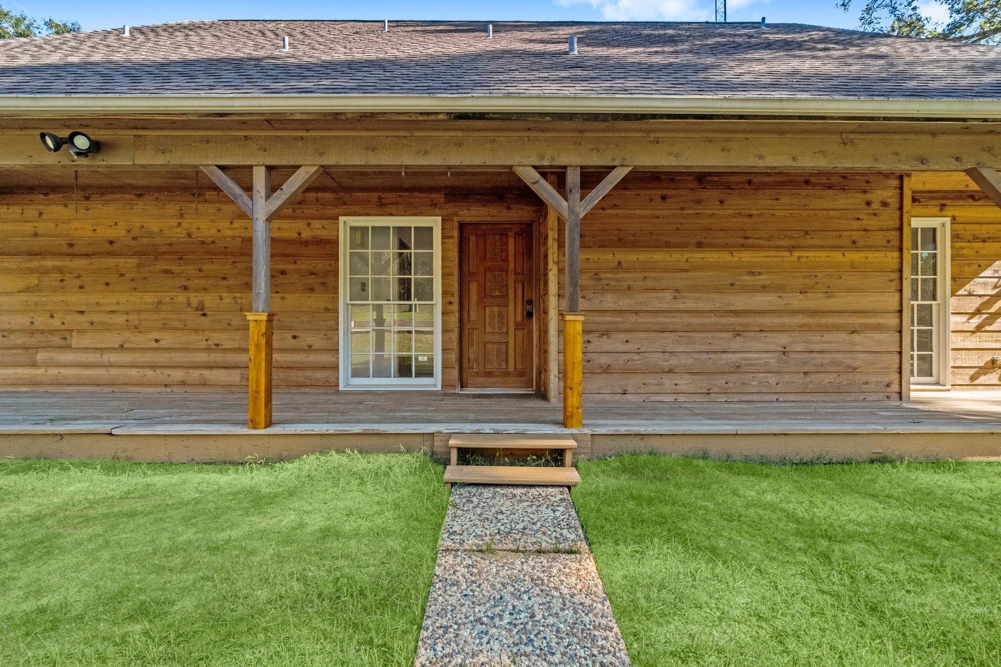 10482 Lake Shore Drive