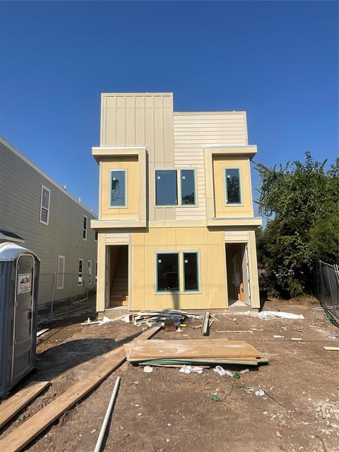 7349 Sandle Street A-B Houston TX 77088