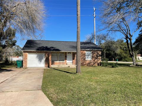 Apartment For Sale - 2904 Fannin Street<br/> La Marque, TX 77568