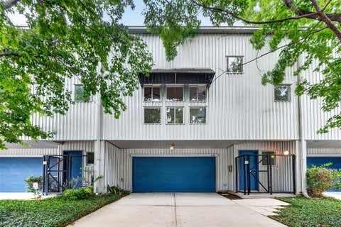 Townhouse For Sale - 5304 Floyd Street<br/> Harris County, Houston, TX 77007