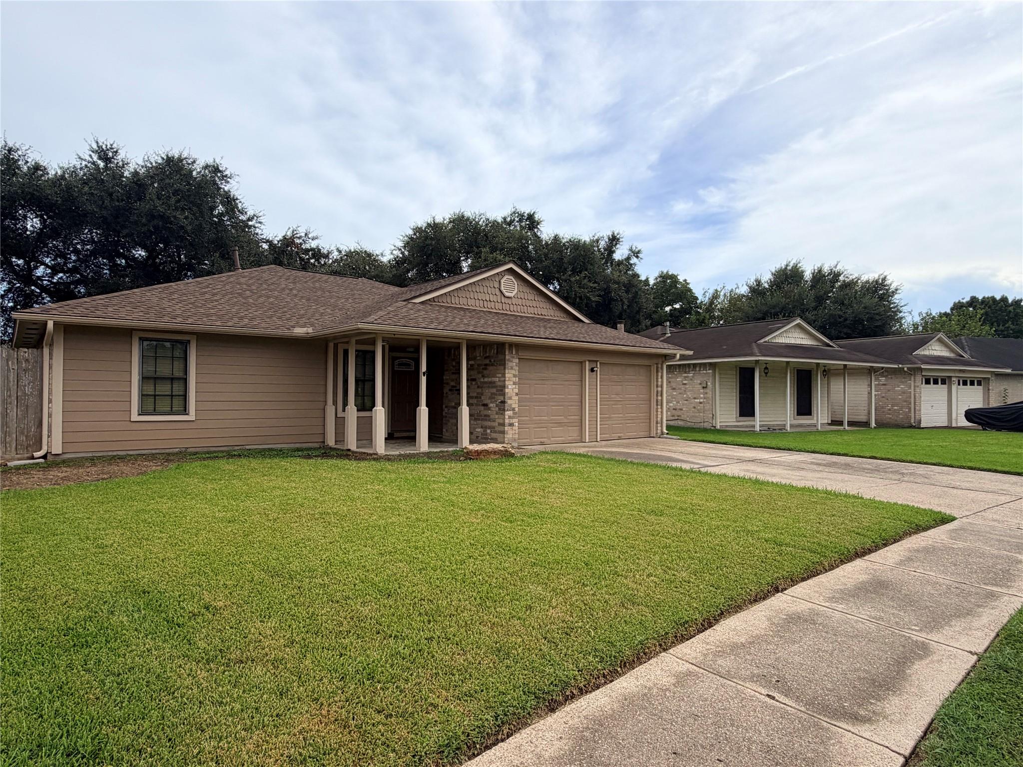 1146 Maple Creek Drive
